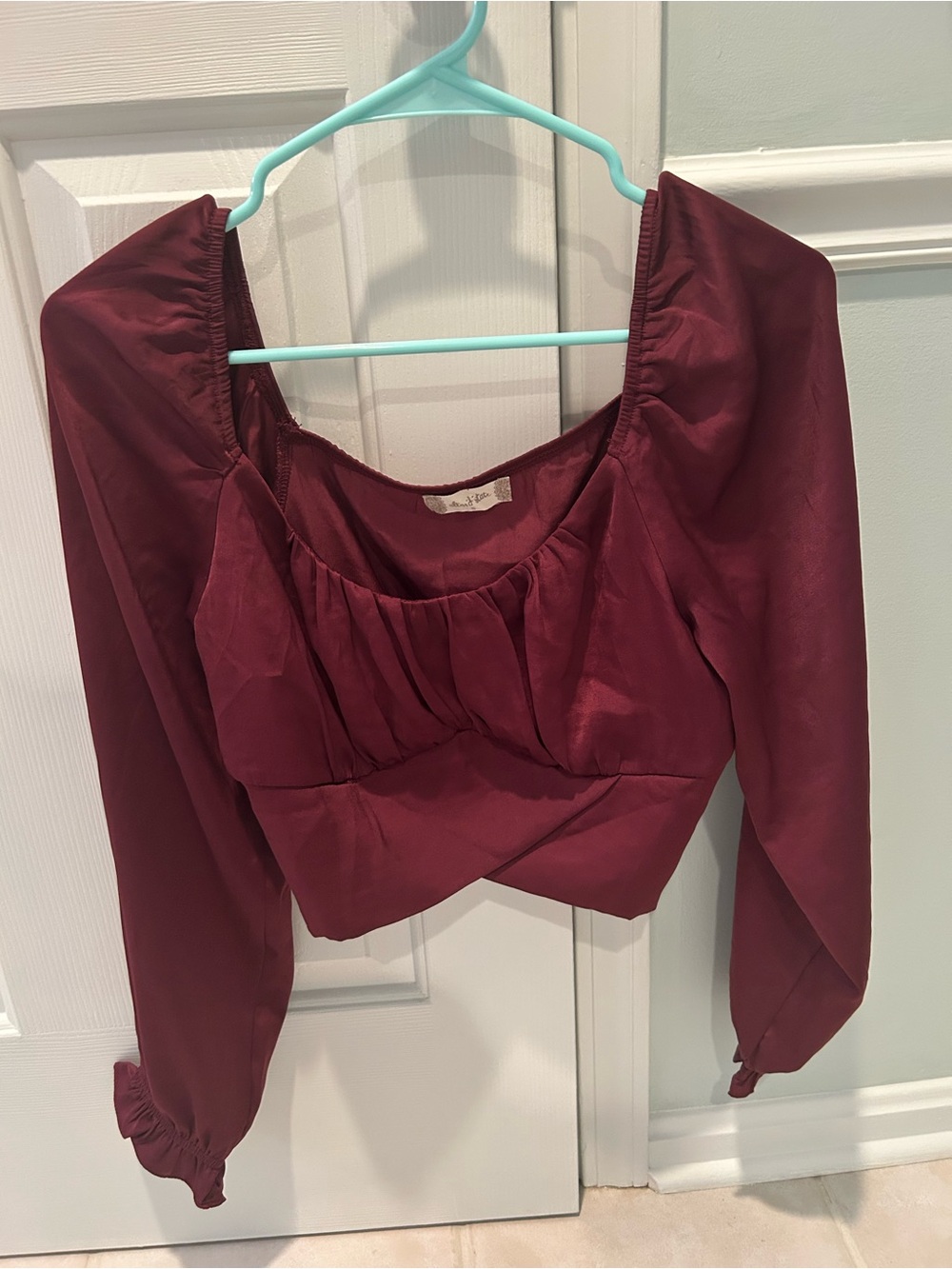 Altar’d State Women's Burgundy Long-Sleeve Square Neck Cropped Blouse - S